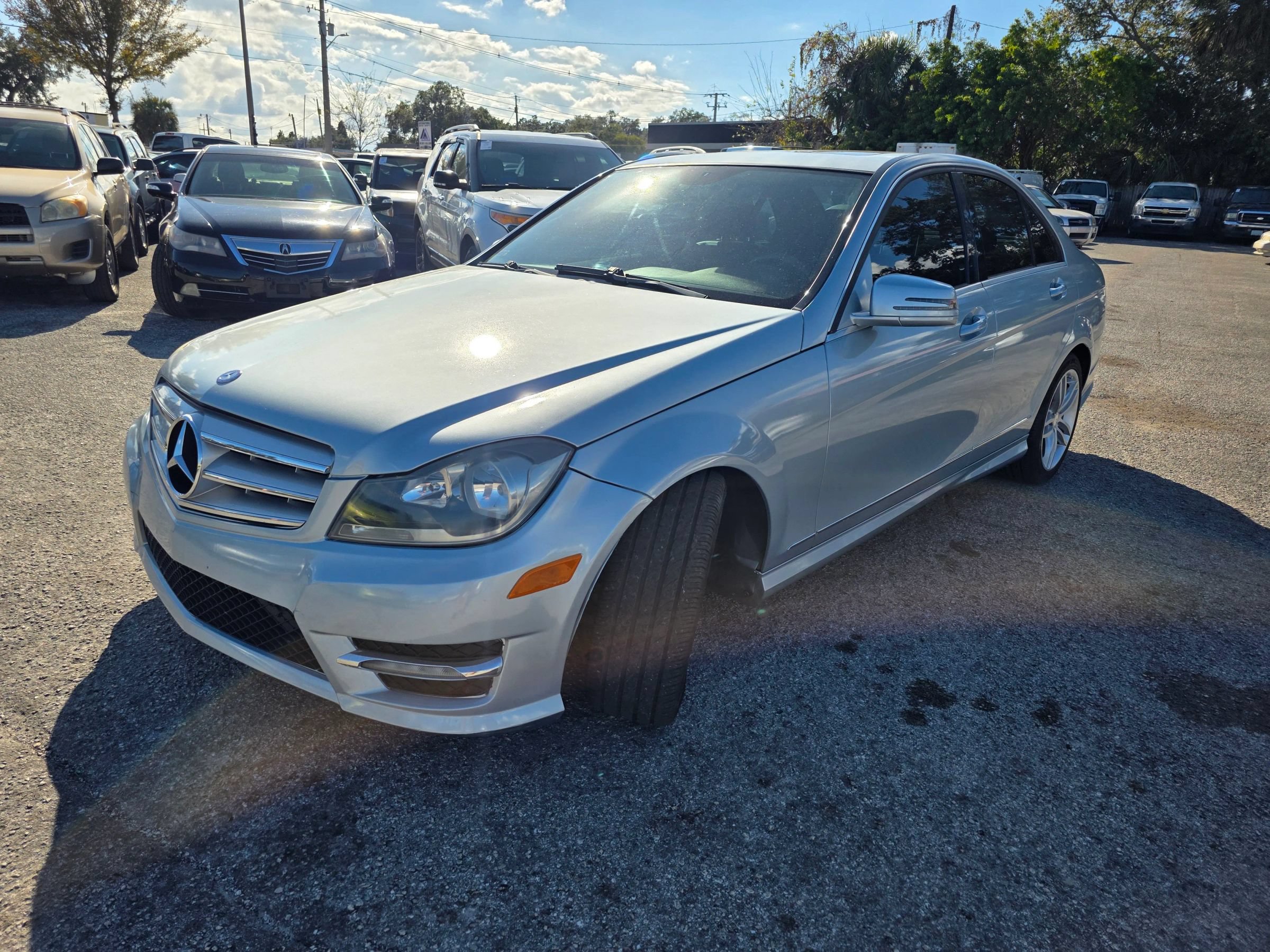 Used 2013 Mercedes-Benz C 300 4MATIC Sedan image 3