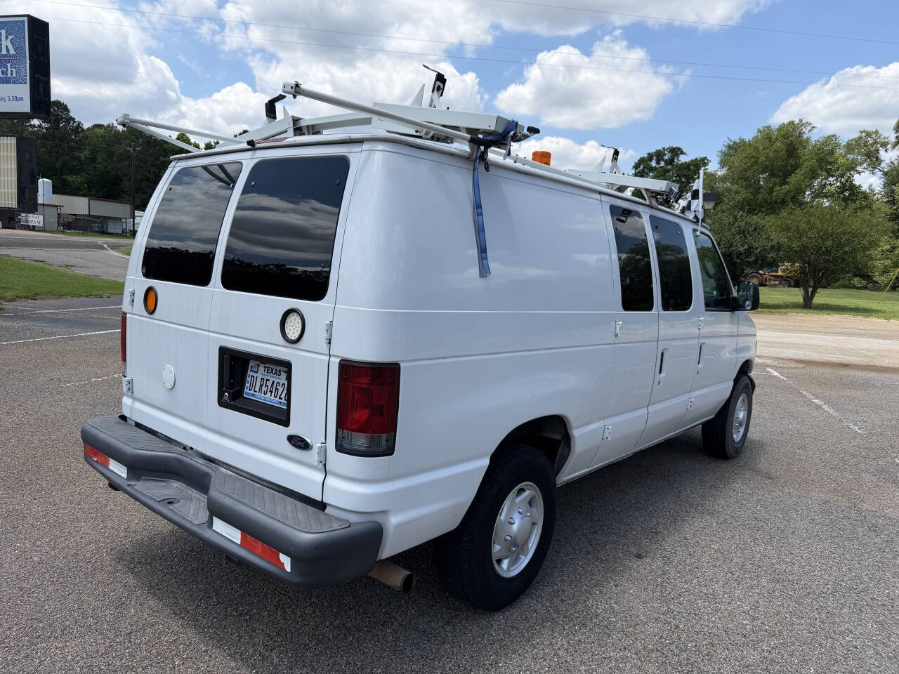 Used 2007 Ford E-250 and Econoline 250 RWD image 8