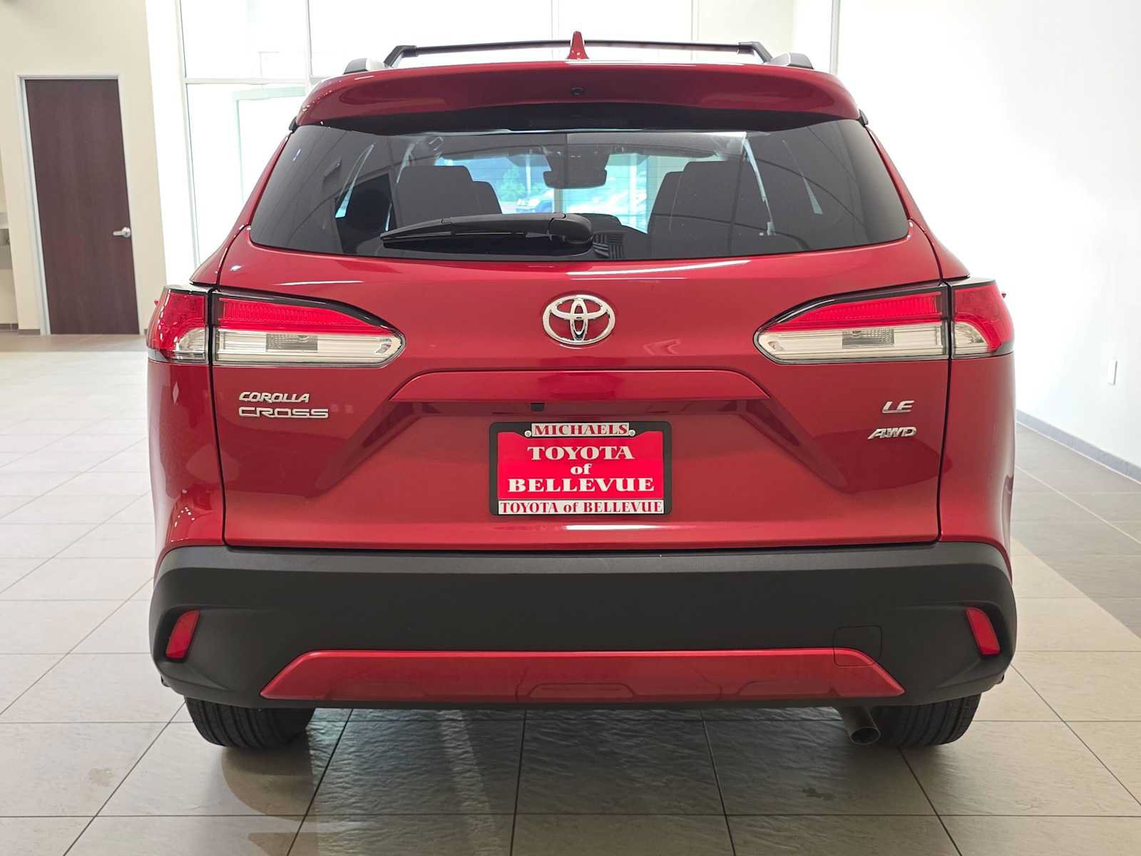 Certified 2024 Toyota Corolla Cross LE w/ Moonroof Package AWD/4WD image 5