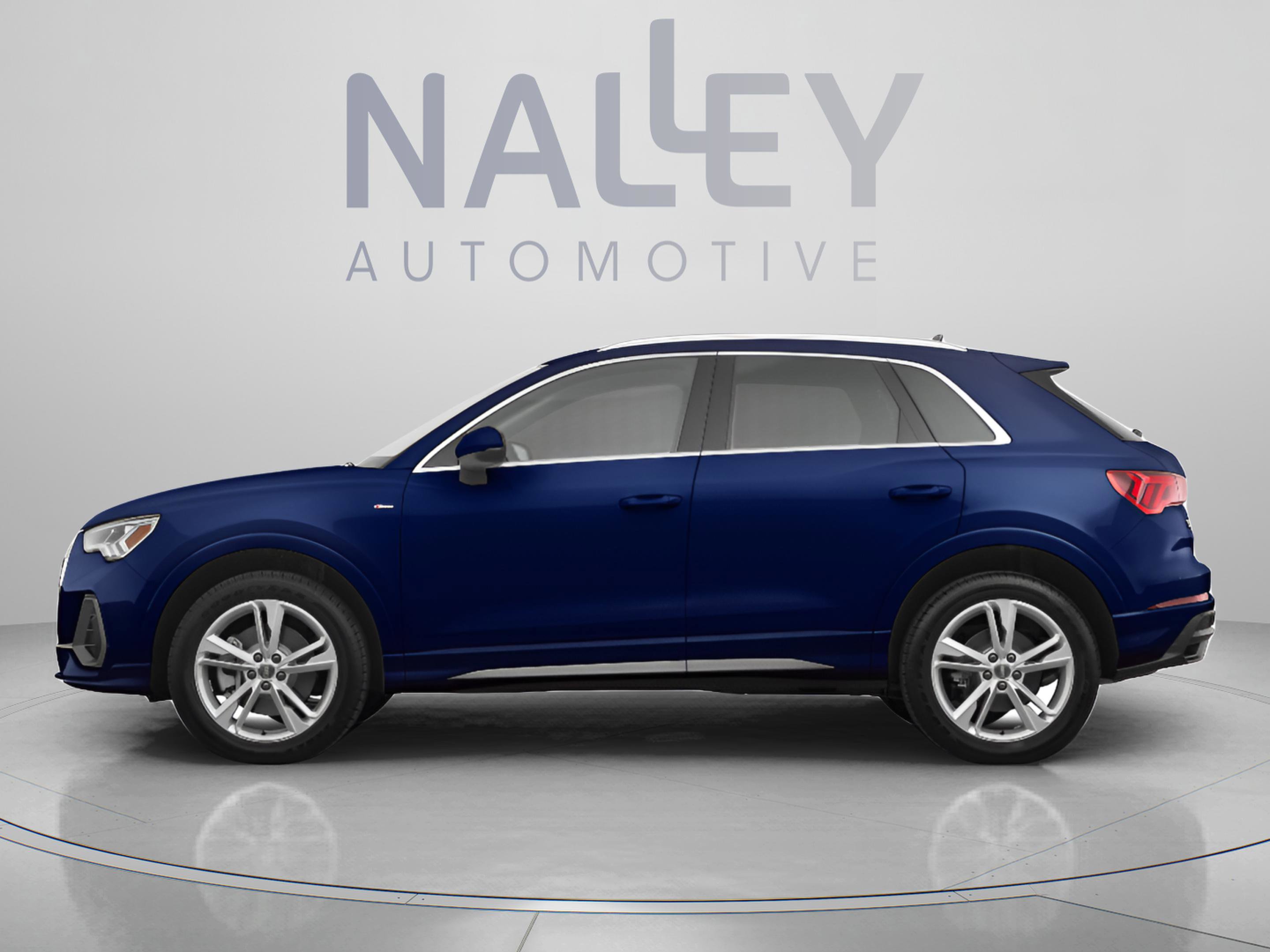 Used 2021 Audi Q3 2.0T Premium w/ Convenience Package AWD/4WD image 2