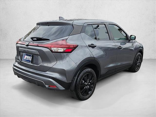 Used 2022 Nissan Kicks S image 5