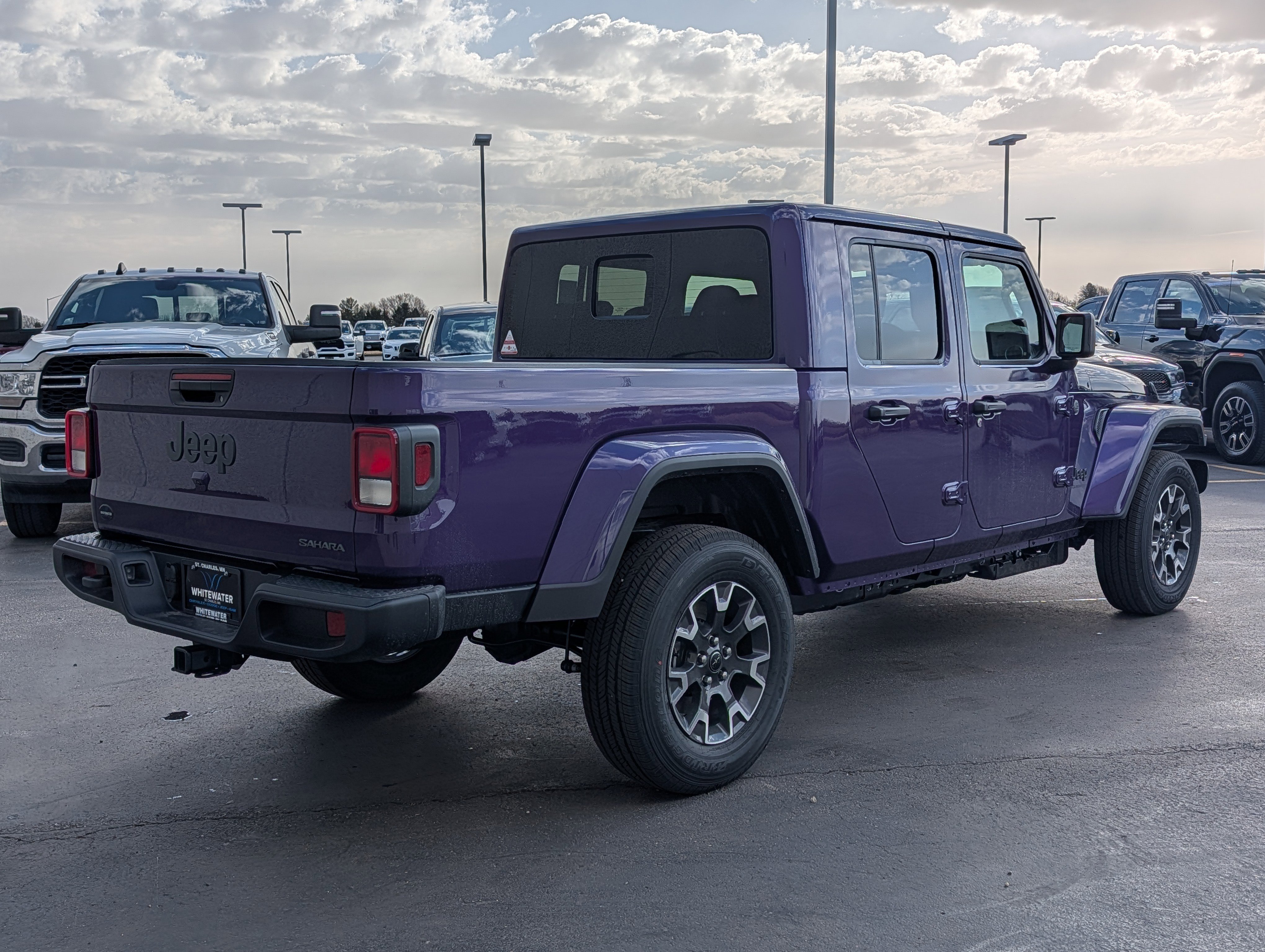 New 2026 Jeep Gladiator Sport image 2