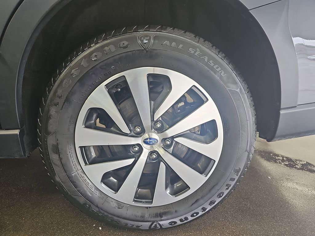 Used 2023 Subaru Outback Premium AWD/4WD image 32