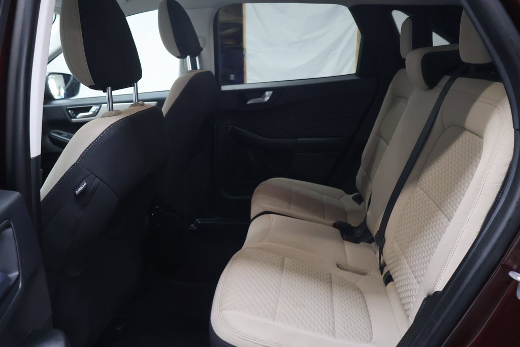 Used 2021 Ford Escape SE image 14