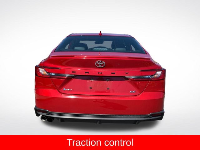 Used 2025 Toyota Camry SE FWD image 4