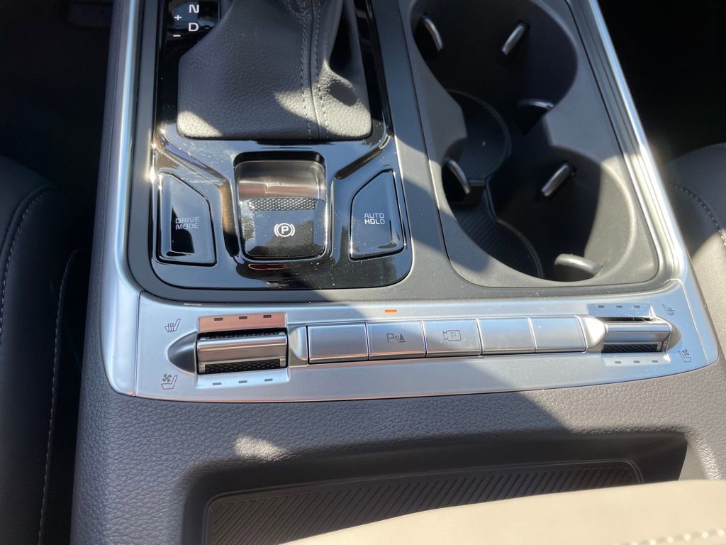 New 2026 Kia Carnival SX image 16