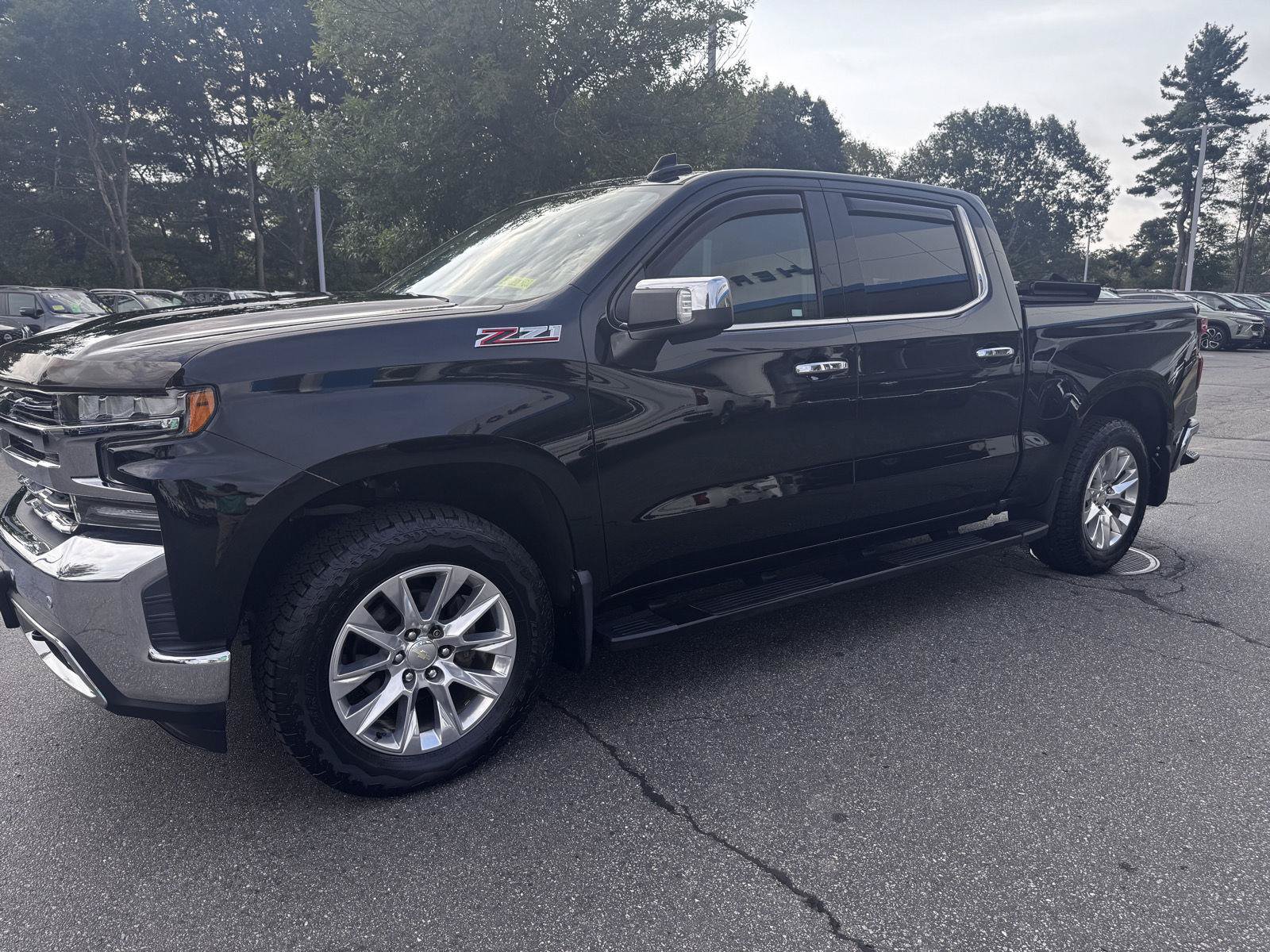 Certified 2019 Chevrolet Silverado 1500 LTZ w/ LTZ Plus Package AWD/4WD image 3