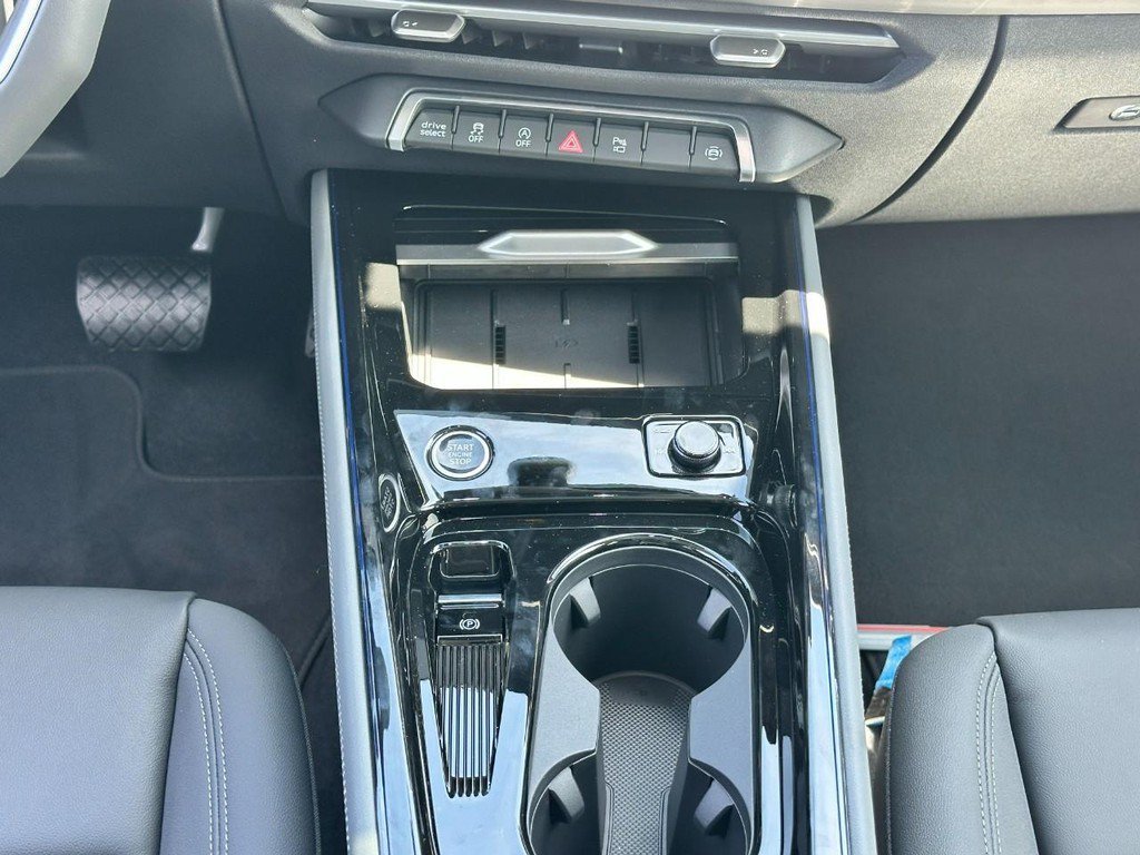 New 2026 Audi Q3 quattro 2.0T AWD/4WD image 10