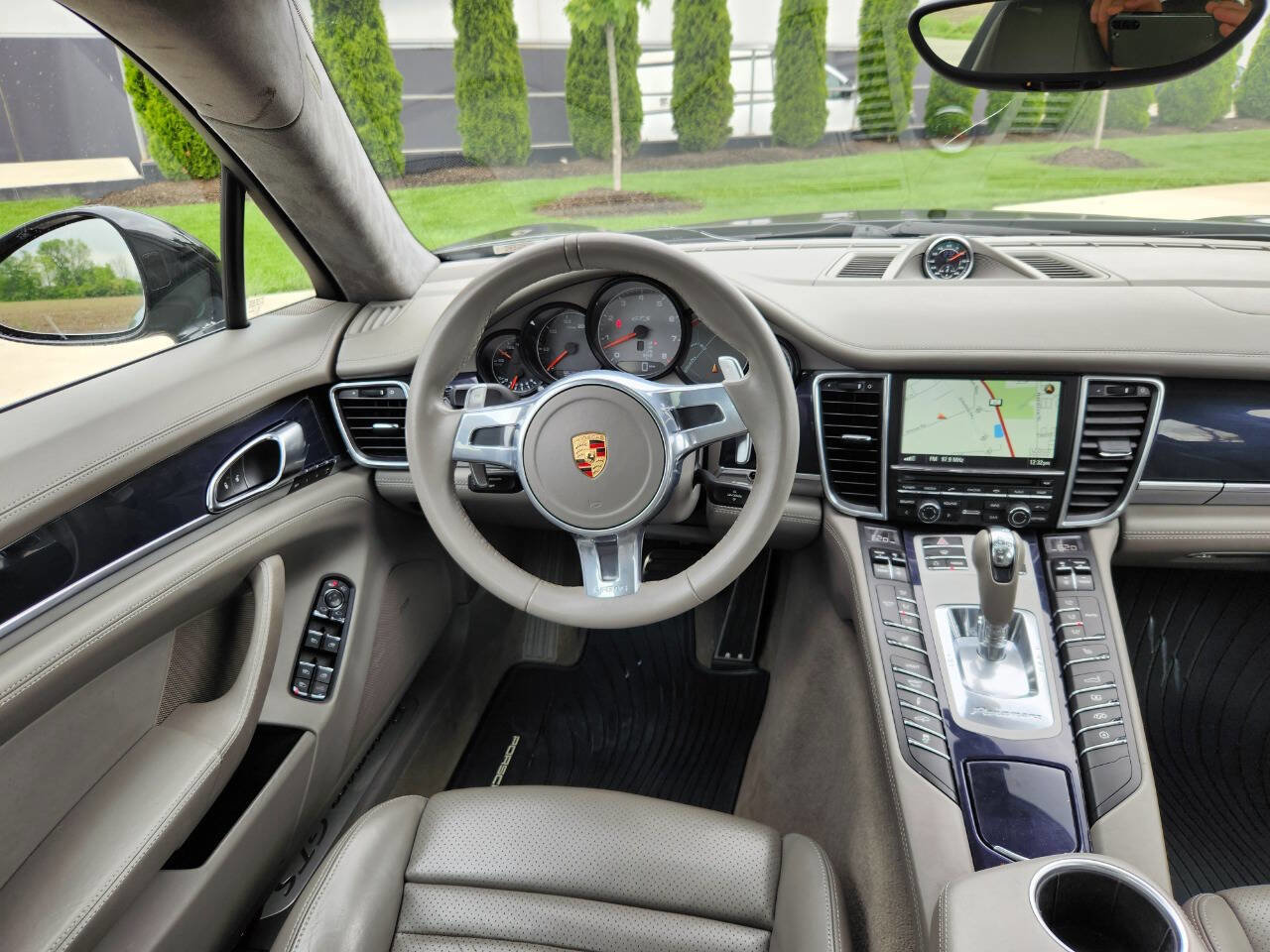 Used 2013 Porsche Panamera GTS image 18