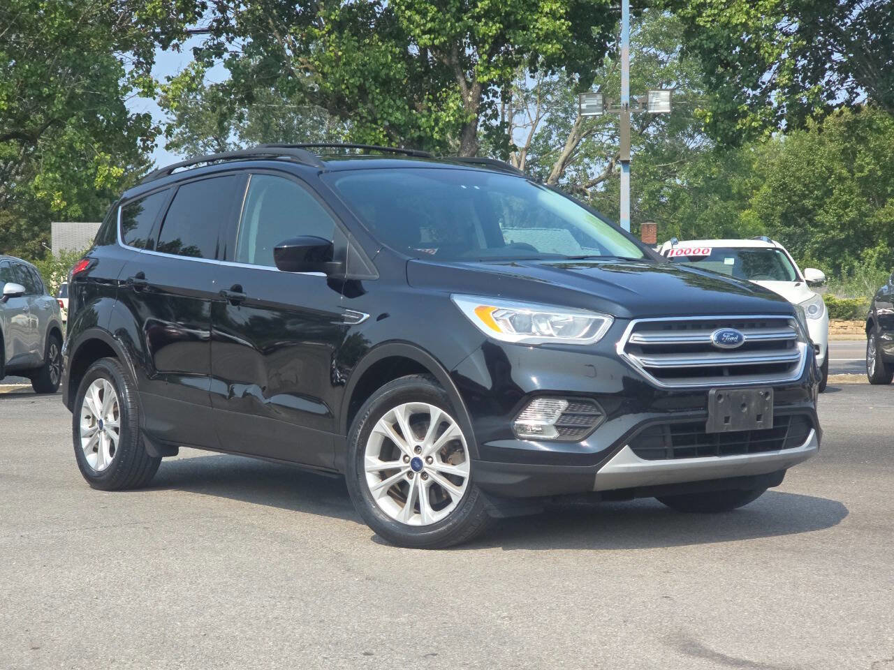 Used 2017 Ford Escape SE w/ Equipment Group 201A