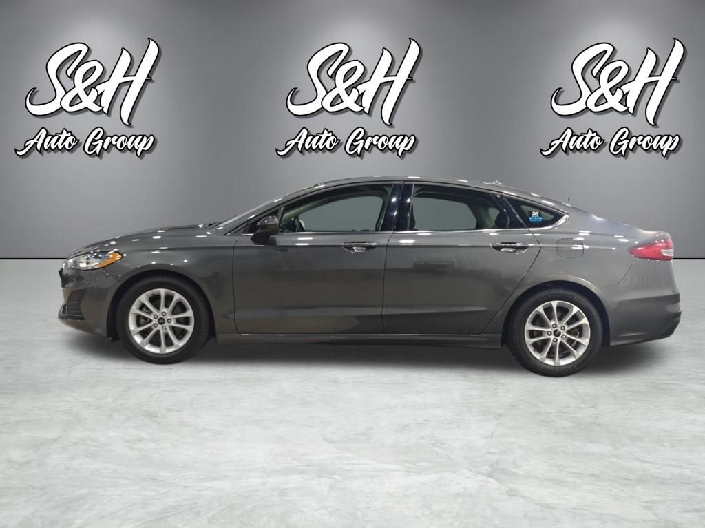 Used 2020 Ford Fusion SE image 16