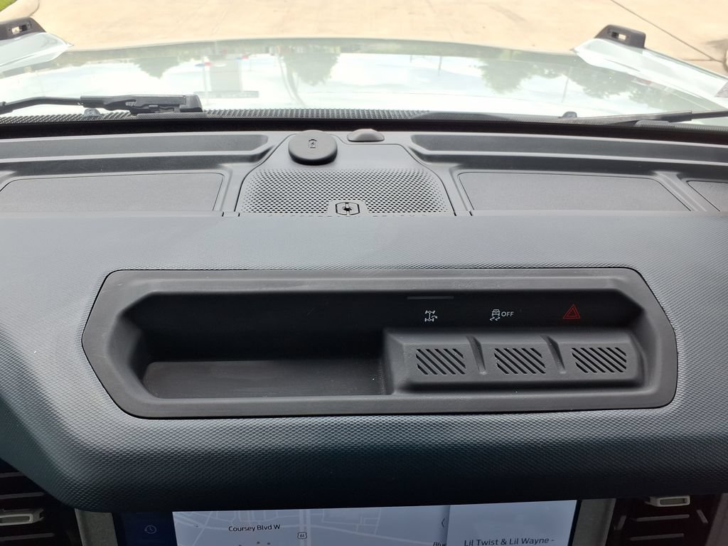 Used 2024 Ford Bronco Outer Banks AWD/4WD image 29