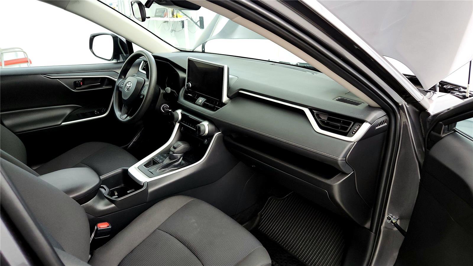 Certified 2024 Toyota RAV4 LE image 25