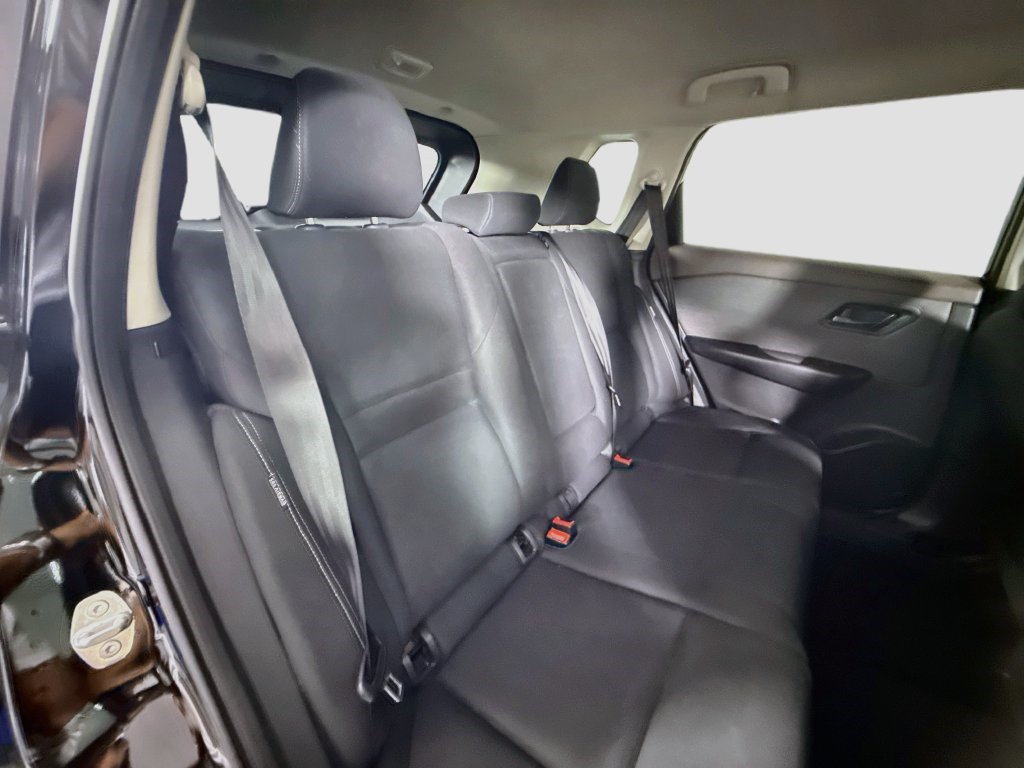 Used 2023 Nissan Rogue S FWD image 26