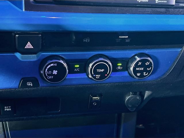 Used 2016 Toyota Tacoma SR5 RWD image 23