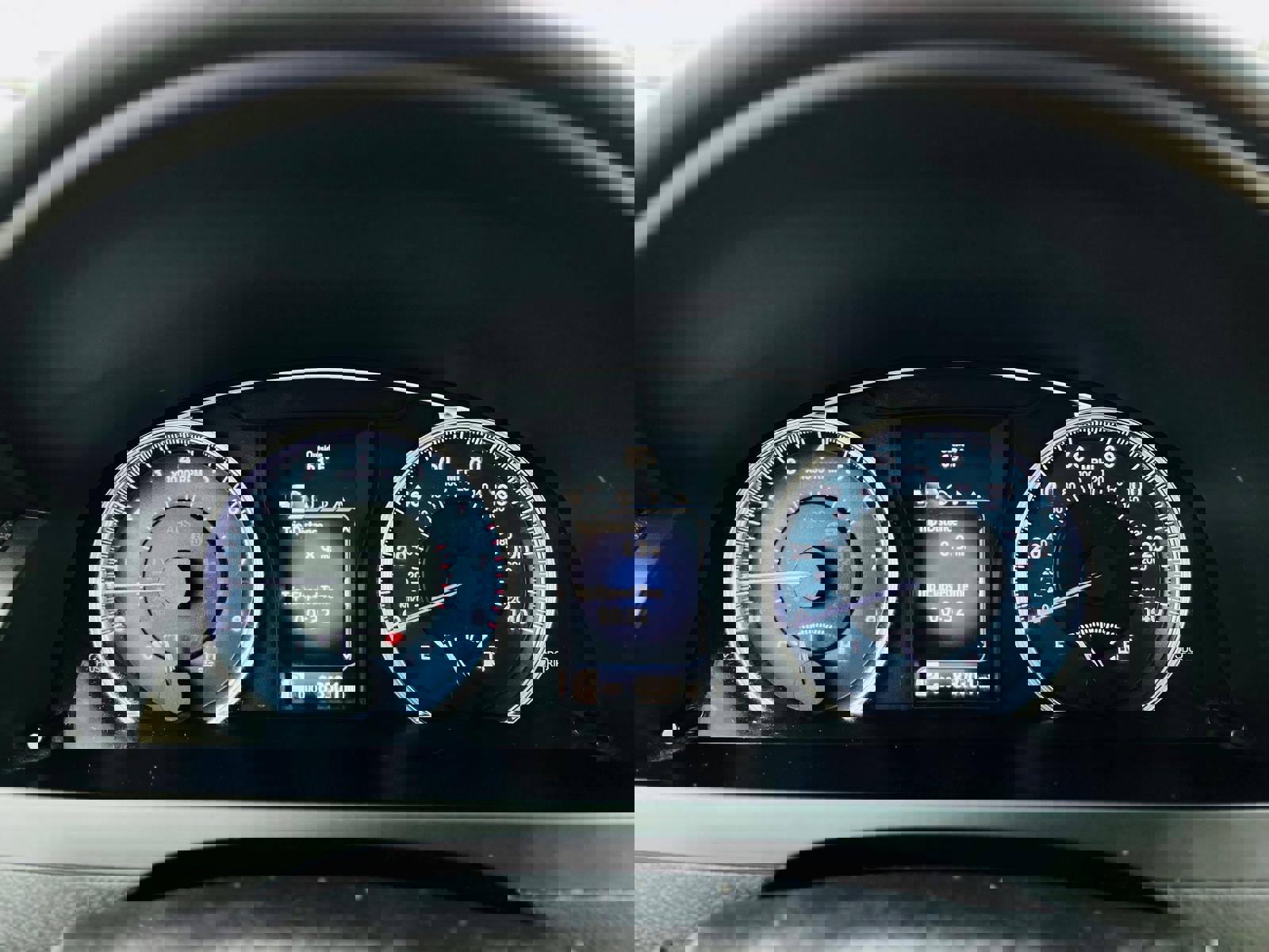 Used 2015 Toyota Camry XLE w/ Moonroof Package image 14