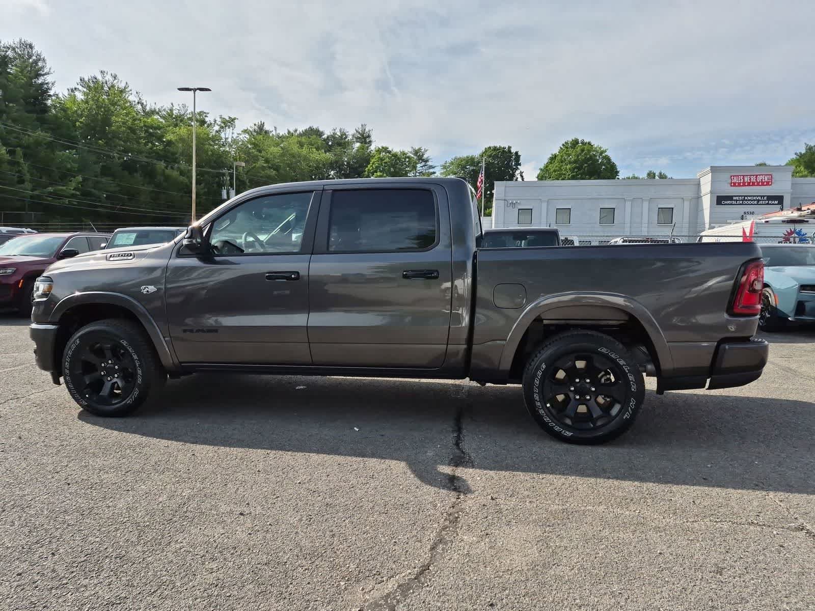 New 2026 RAM 1500 Big Horn AWD/4WD image 5