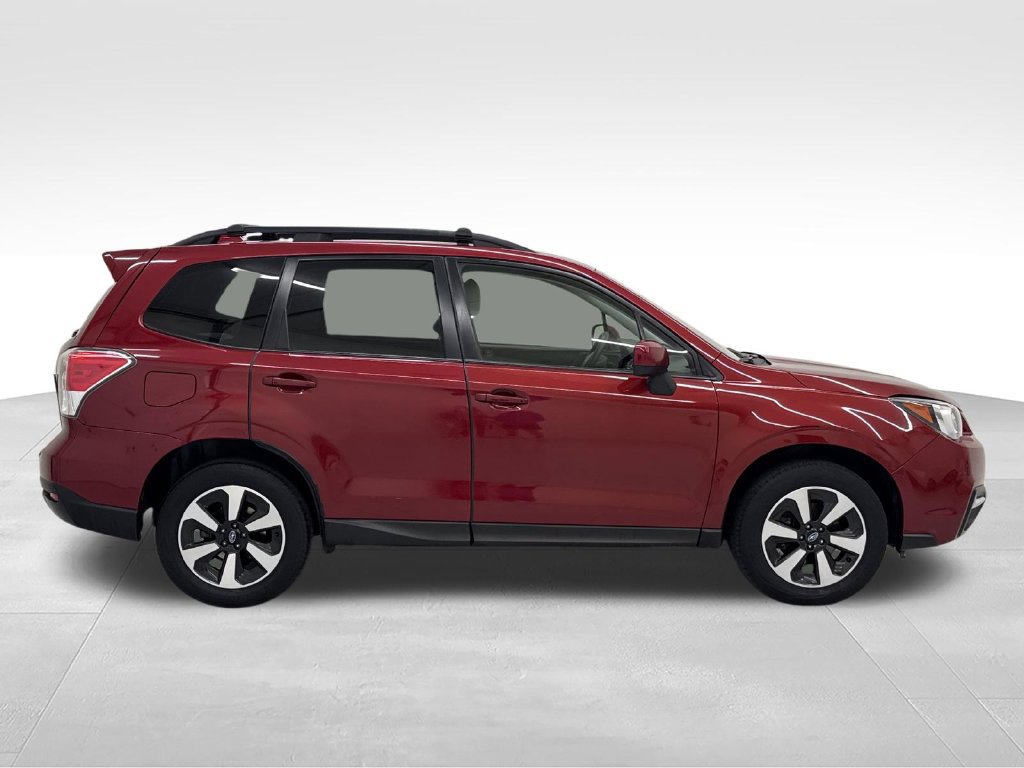 Used 2018 Subaru Forester 2.5i Premium AWD/4WD image 8