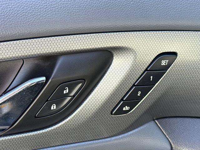 Used 2019 Chevrolet Traverse Premier w/ Driver Confidence II Package FWD image 23