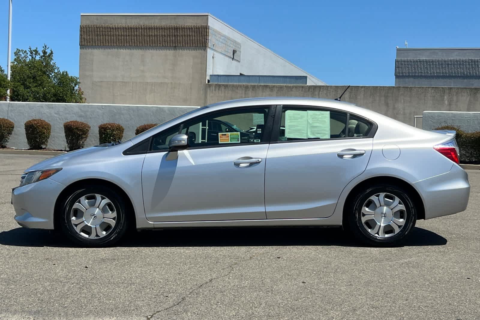 Used 2012 Honda Civic Hybrid Sedan image 9