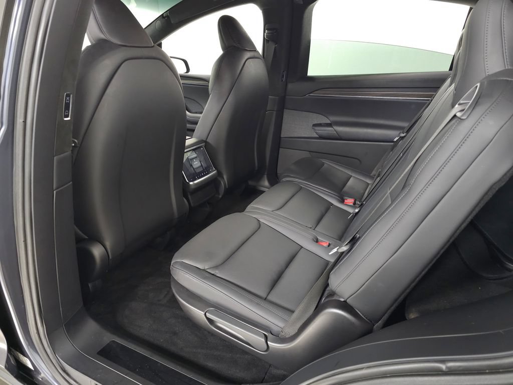Used 2023 Tesla Model X AWD/4WD image 31