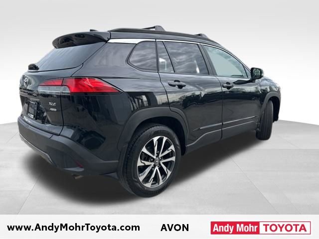 Used 2023 Toyota Corolla Cross XLE w/ Convenience Package AWD/4WD image 8
