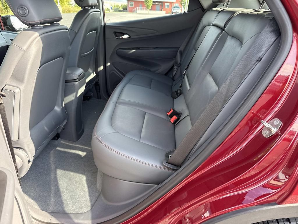 Used 2019 Chevrolet Bolt Premier FWD image 23