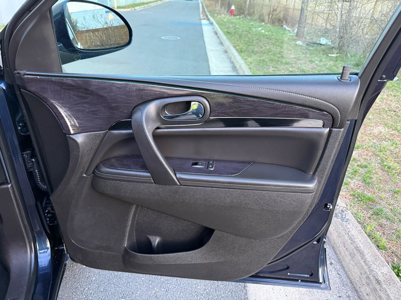 Used 2016 Buick Enclave Leather image 23