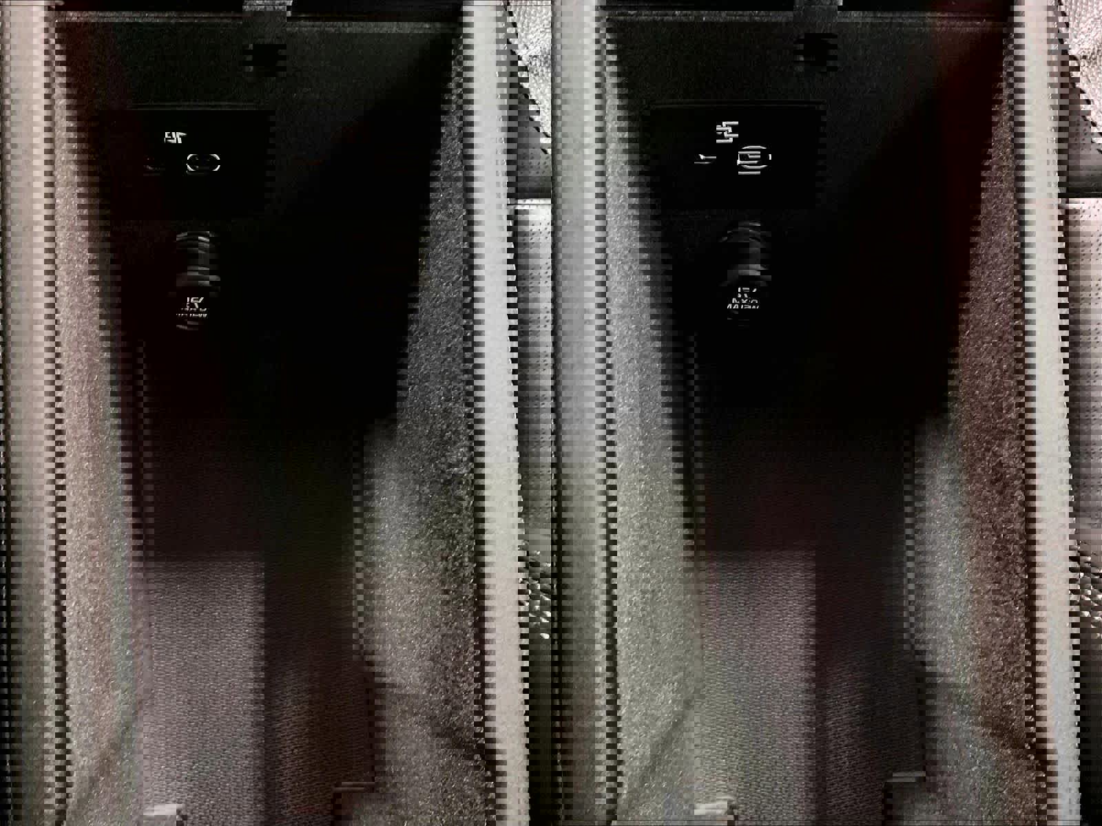 Used 2026 Volvo XC90 B6 Ultra w/ Protection Package Premier AWD/4WD image 28