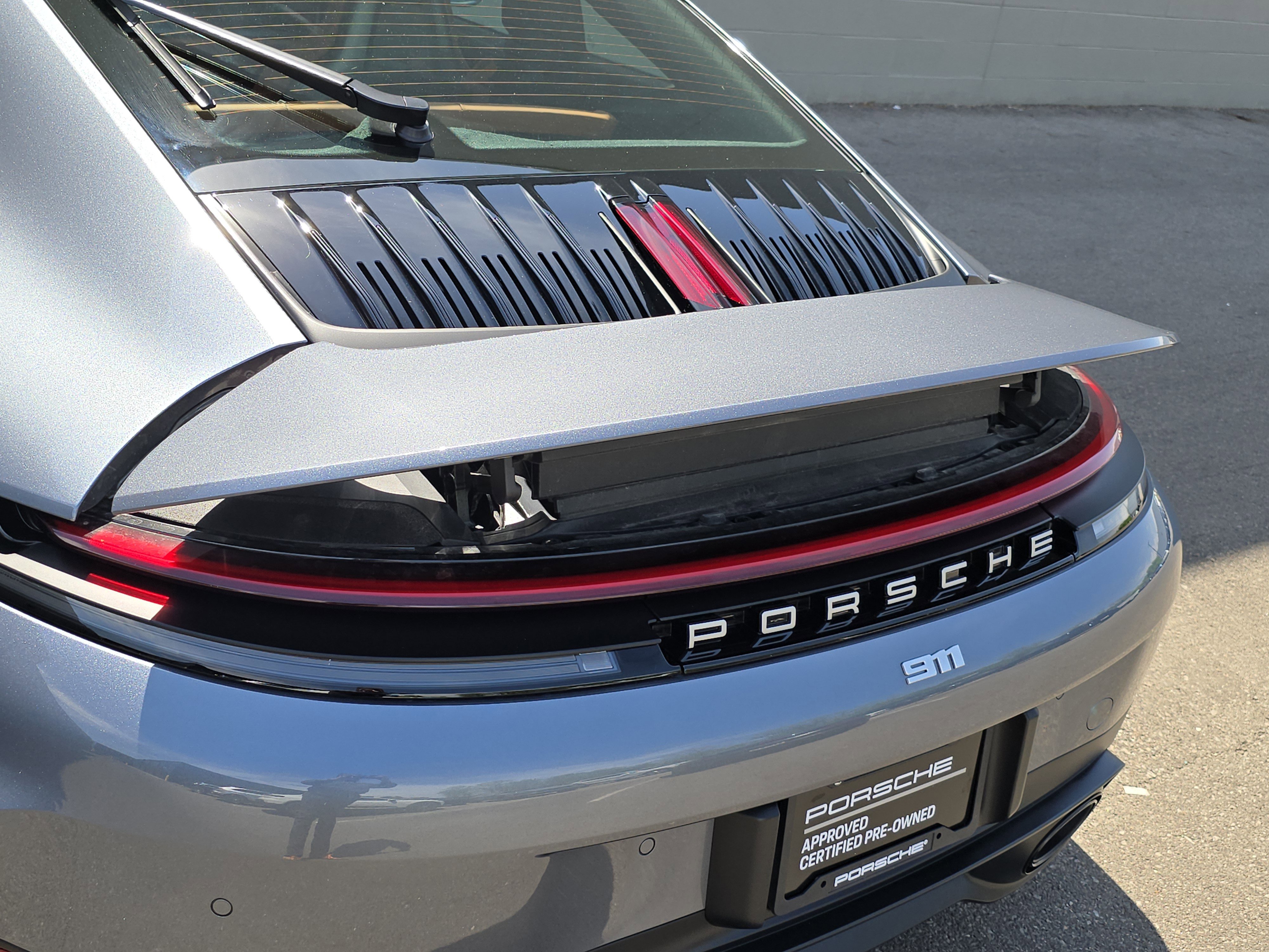 Certified 2025 Porsche 911 Carrera image 11