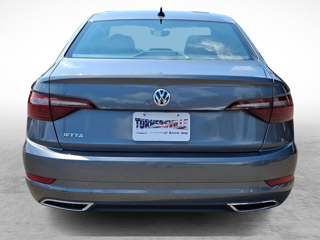 Used 2021 Volkswagen Jetta R-Line FWD image 4