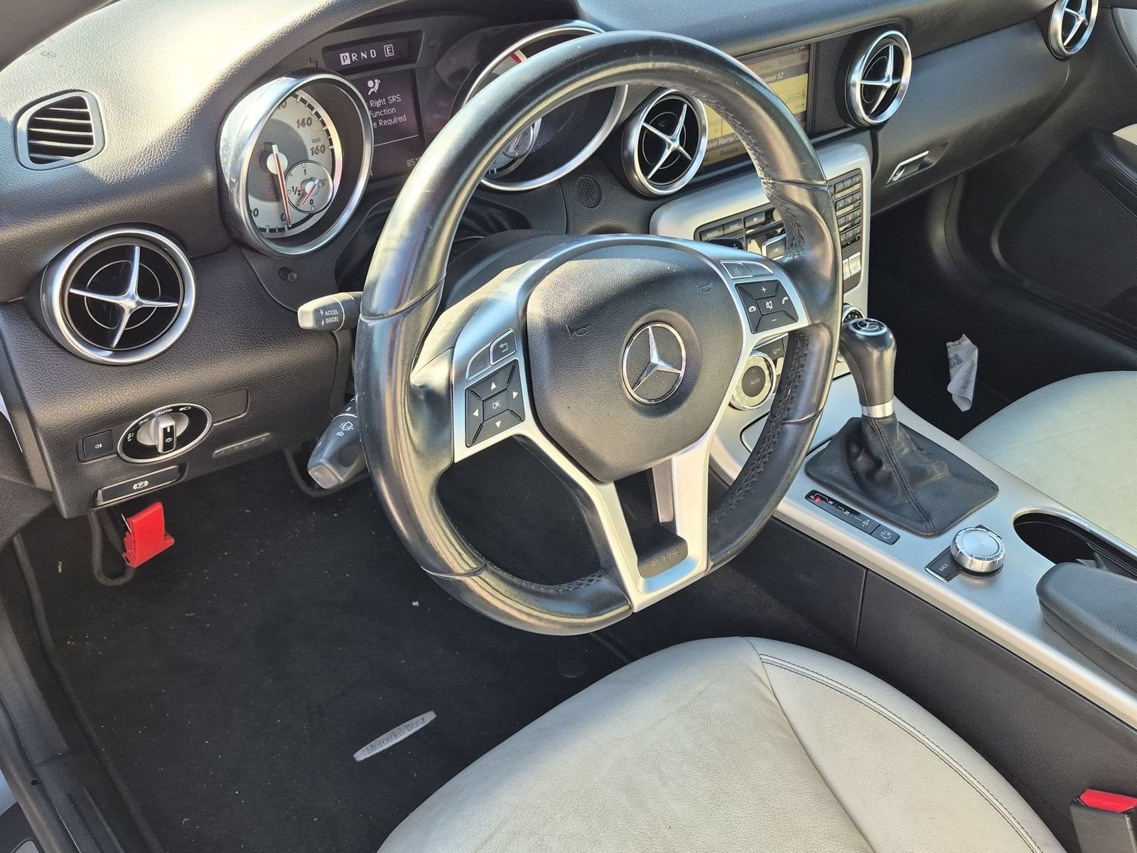 Used 2012 Mercedes-Benz SLK 350 image 10