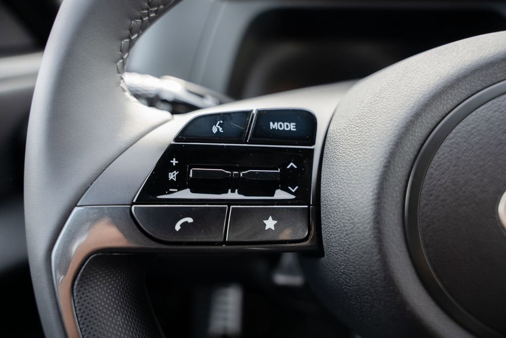 New 2025 Hyundai Elantra Sport image 21