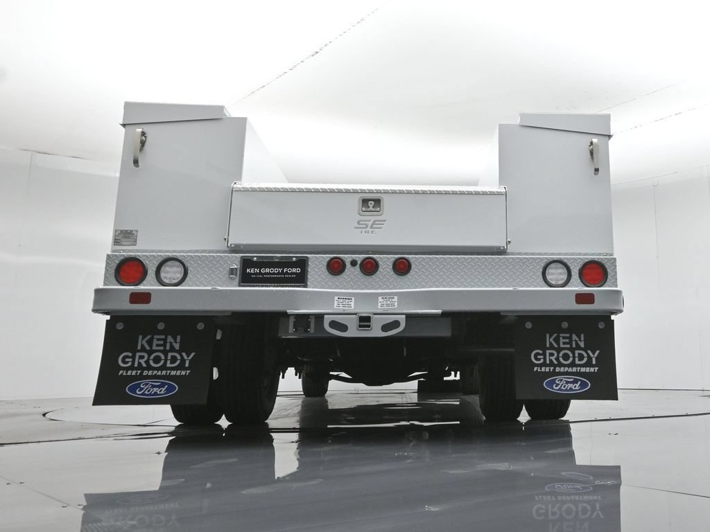 New 2026 Ford F350 XL w/ XL Chrome Package RWD image 49