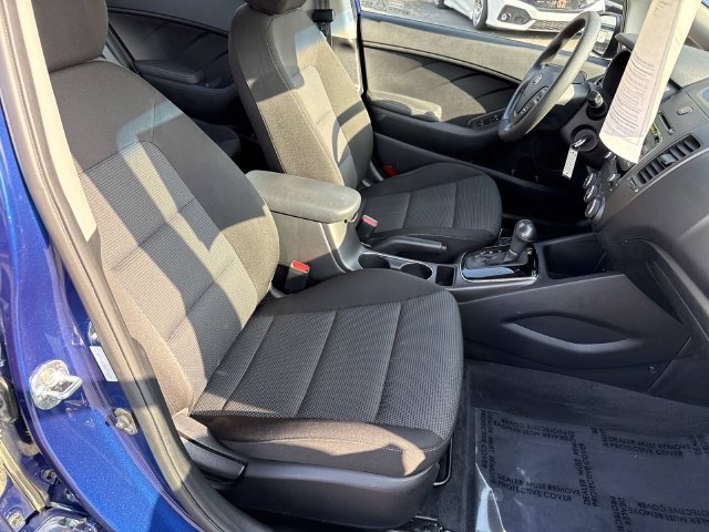 Used 2017 Kia Forte LX FWD image 9