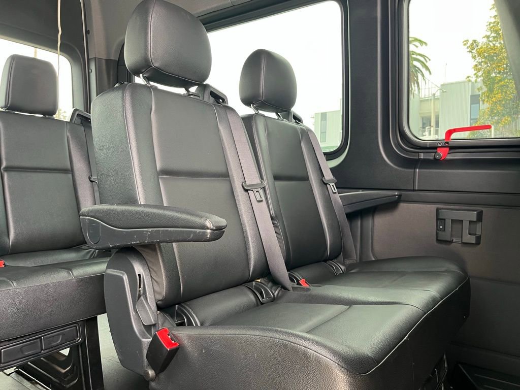 Used 2019 Mercedes-Benz Sprinter 2500 image 17