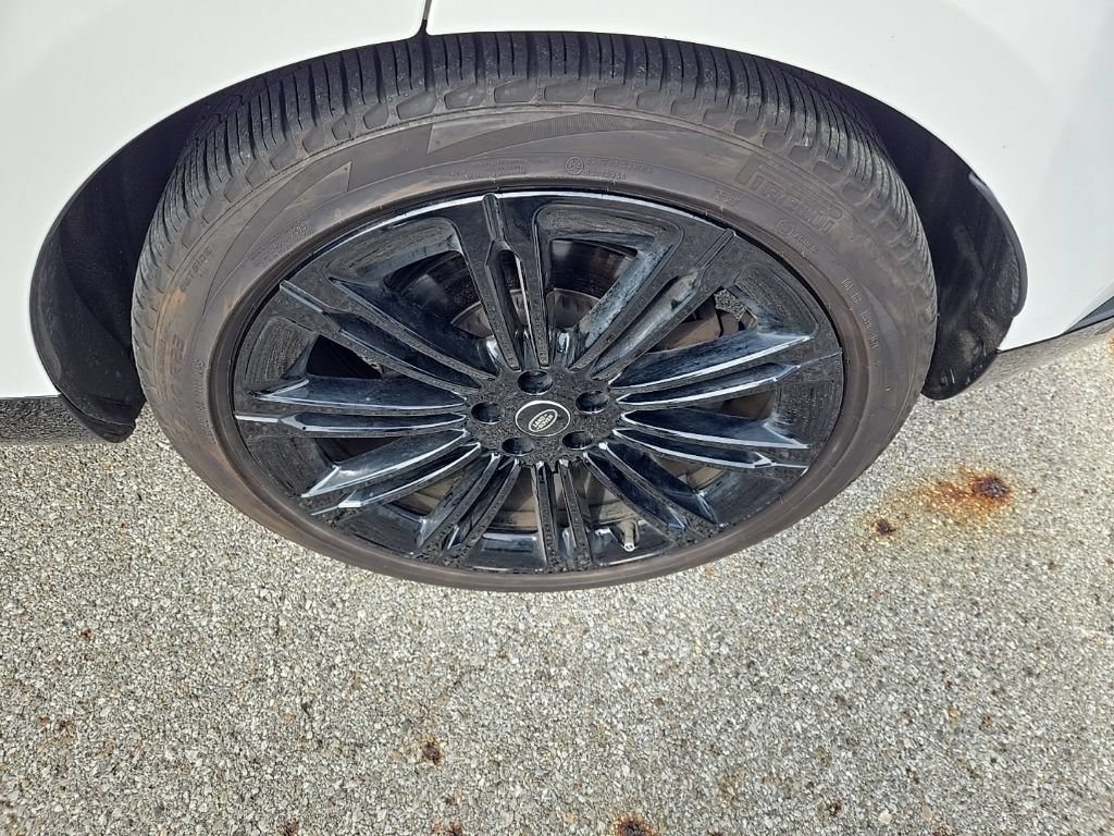 Used 2024 Land Rover Range Rover Autobiography AWD/4WD image 9