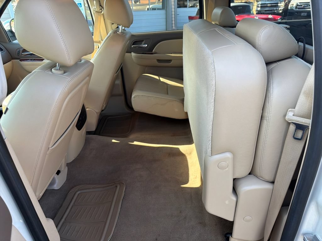Used 2013 Chevrolet Silverado 1500 LTZ w/ LTZ White Diamond Edition AWD/4WD image 40