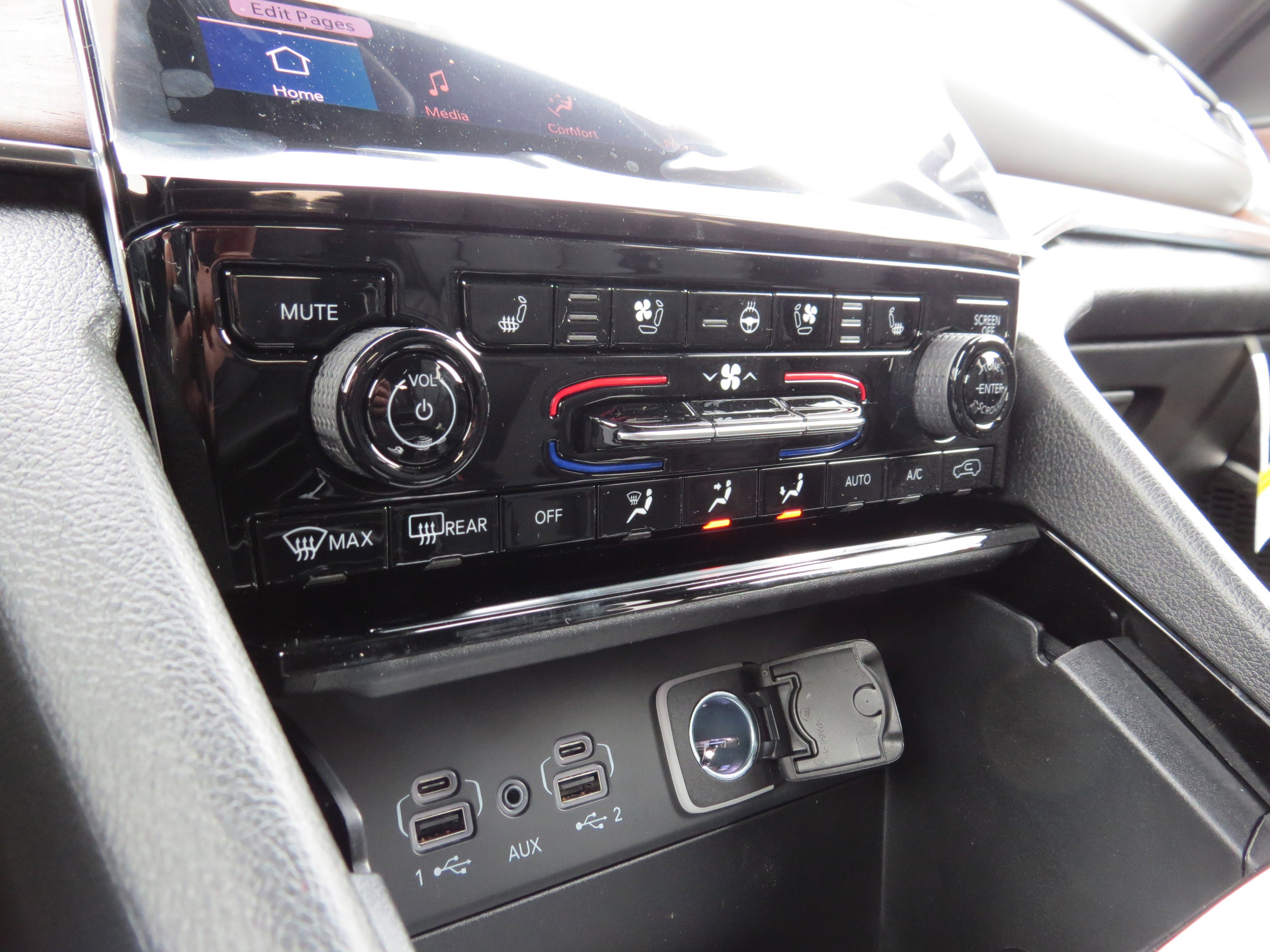 New 2025 Jeep Grand Cherokee Summit image 27