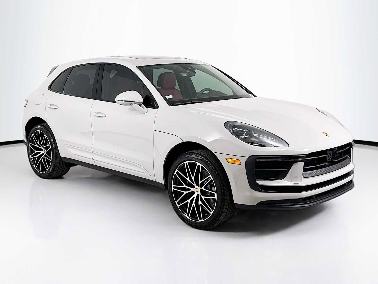 New 2026 Porsche Macan AWD/4WD image 7