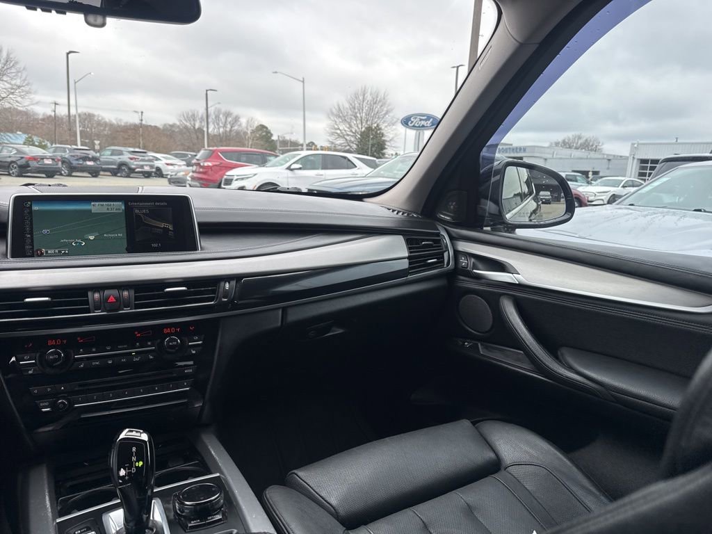 Used 2015 BMW X5 xDrive50i image 11