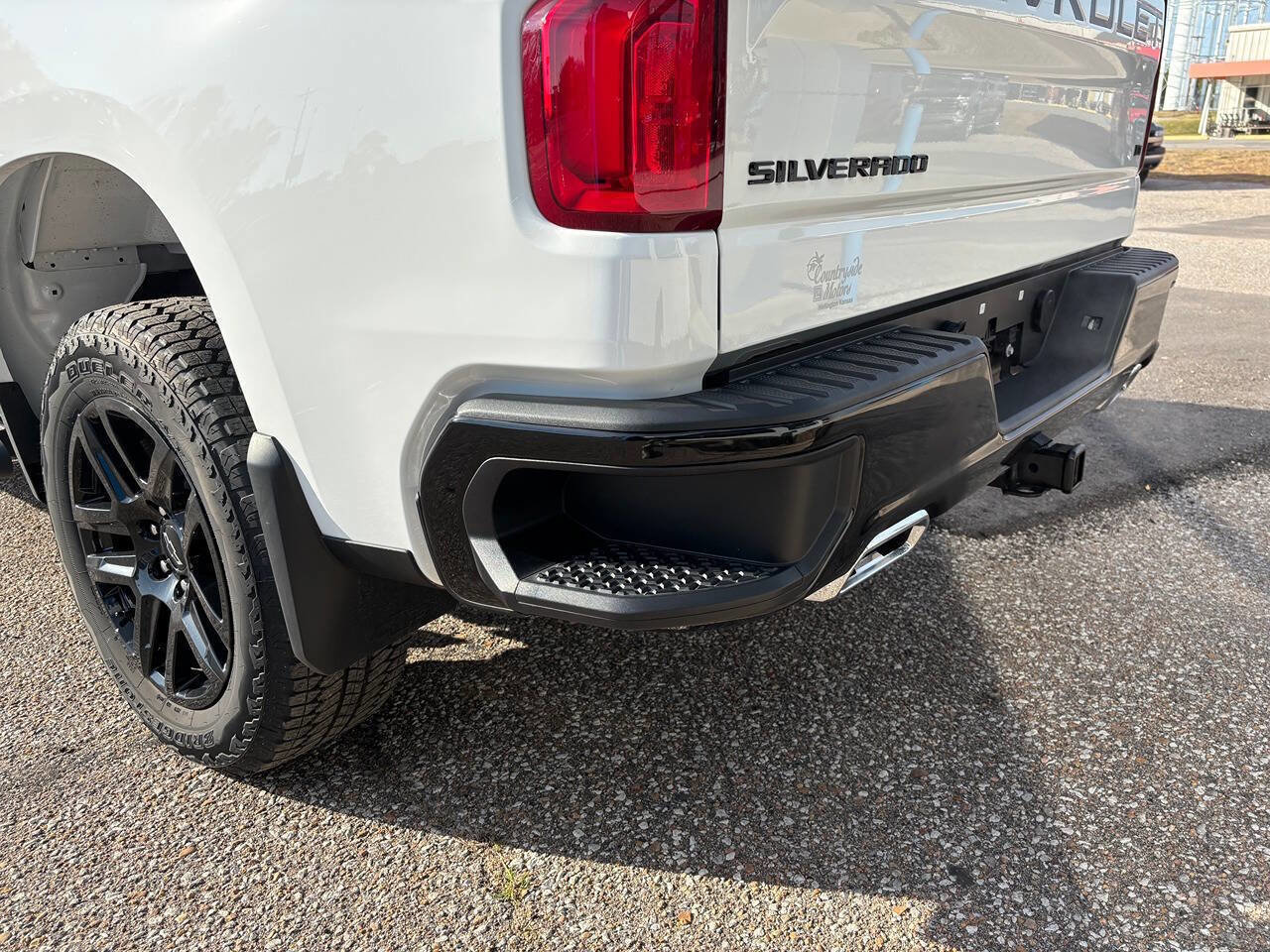 New 2024 Chevrolet Silverado 1500 LT Trail Boss w/ LPO, Dark Essentials Package image 12