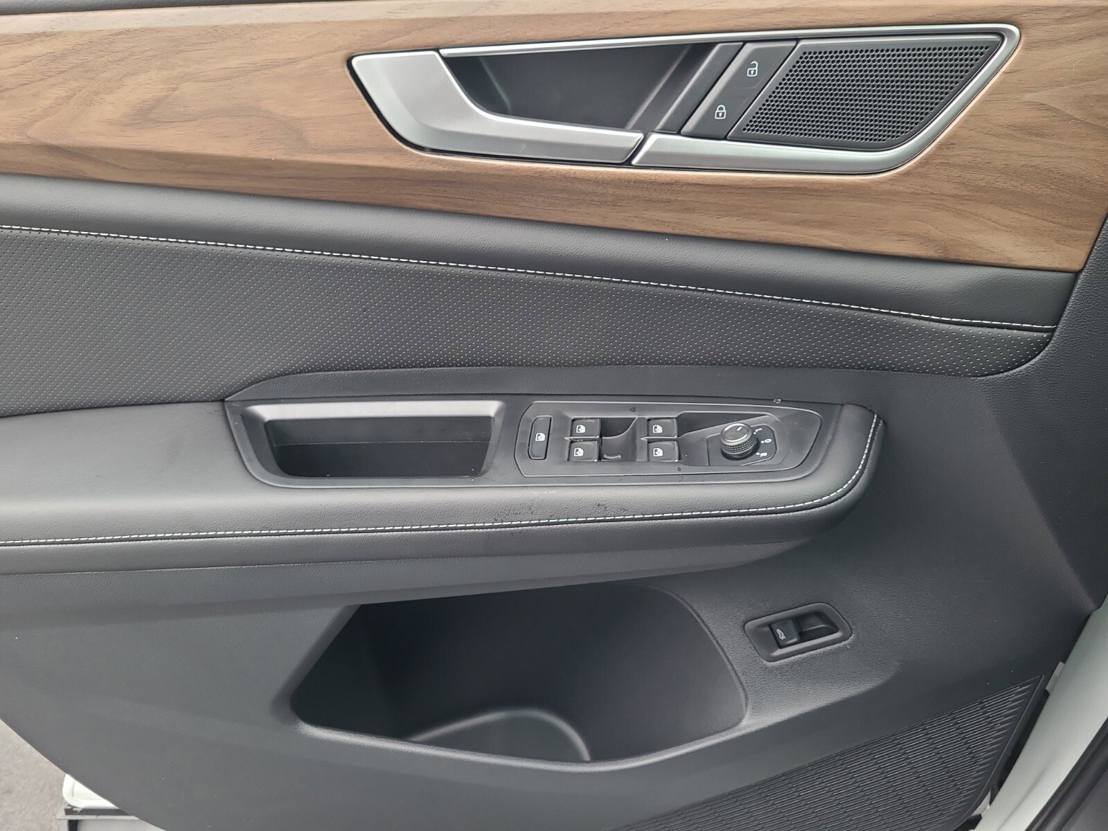 New 2026 Volkswagen Atlas SE image 19