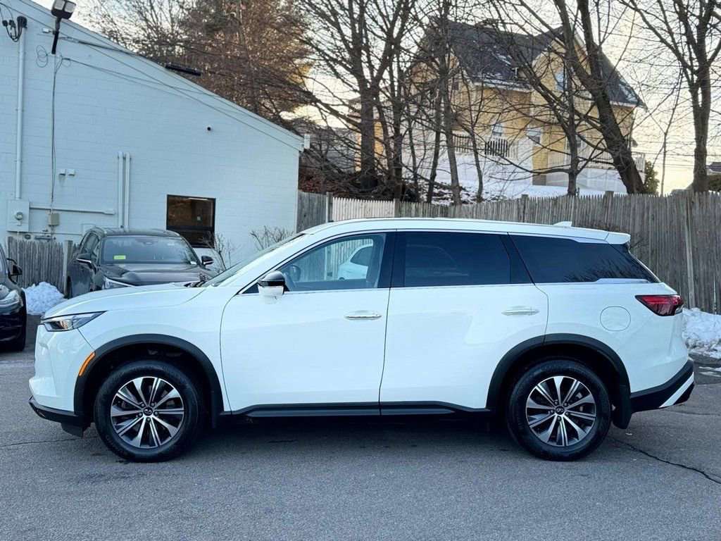 Used 2022 INFINITI QX60 Pure image 3