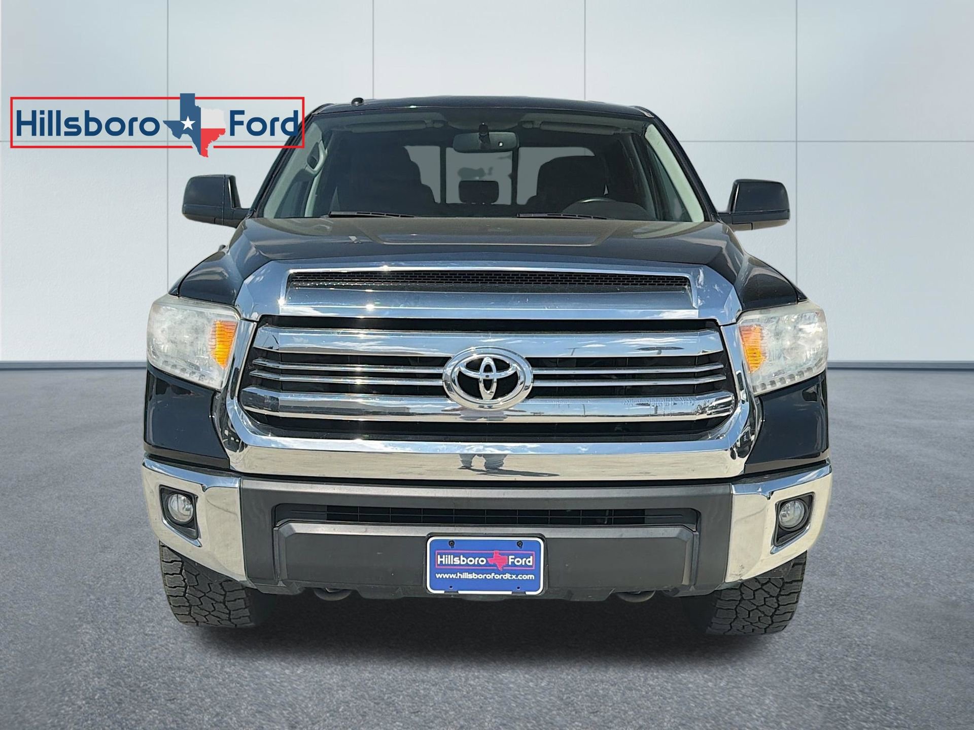 Used 2016 Toyota Tundra SR5 w/ TRD Off Road Package image 2