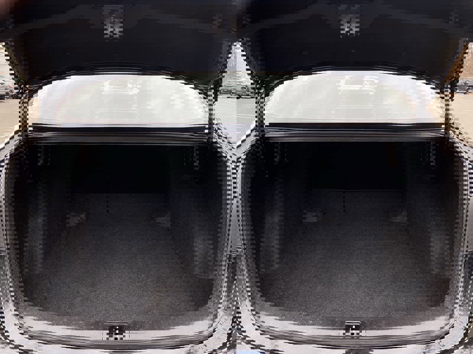 Used 2025 Toyota Corolla LE image 13