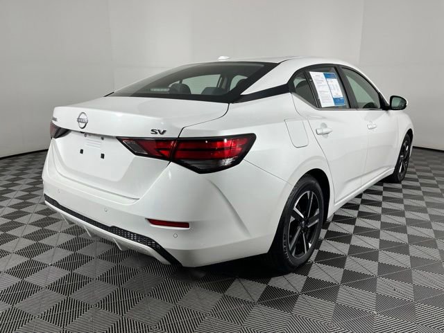 Used 2024 Nissan Sentra SV FWD image 14