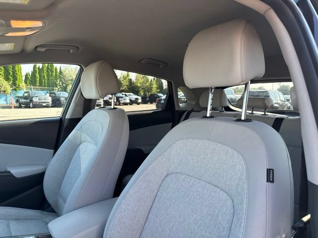 Used 2023 Hyundai Kona SE FWD image 23