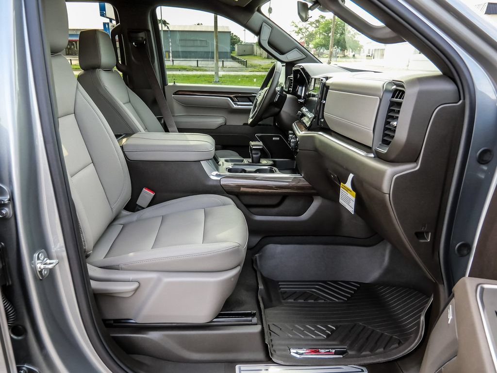 New 2026 Chevrolet Silverado 1500 RST w/ RST All Star Premium Package AWD/4WD image 14