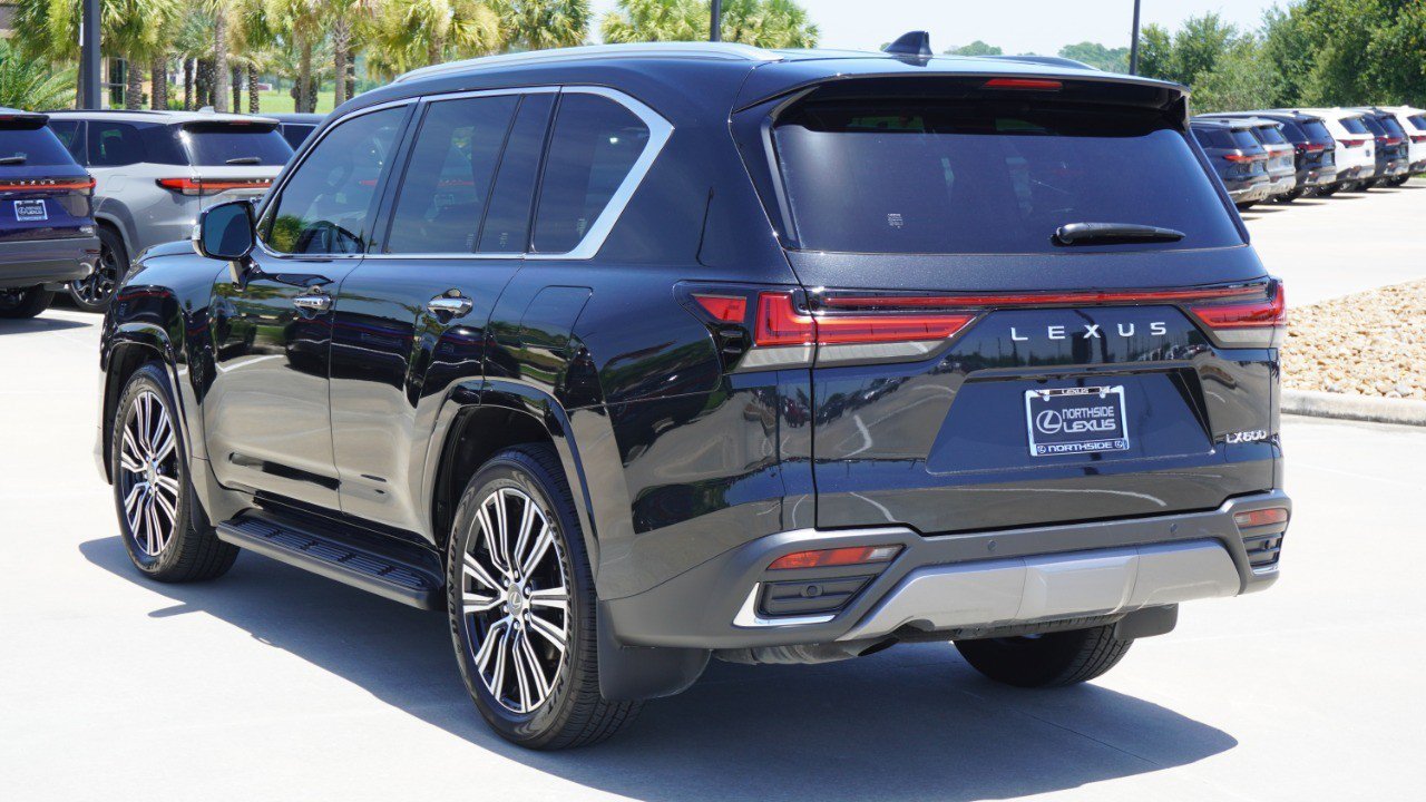 Certified 2026 Lexus LX 600 4WD w/ Accessory Package (Z1) image 8